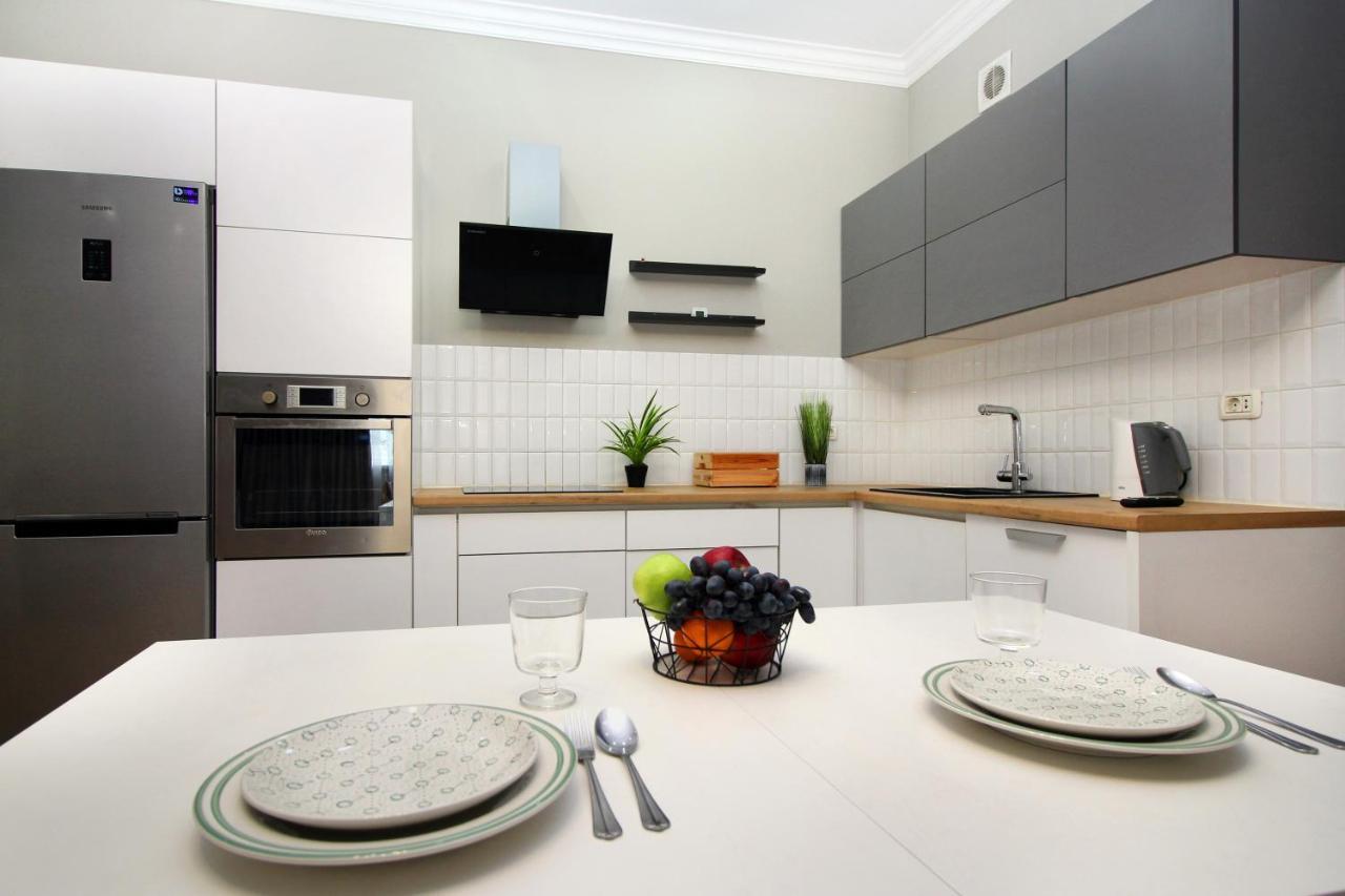 Perfect Spacious Apartment 356 阿拉木图 外观 照片