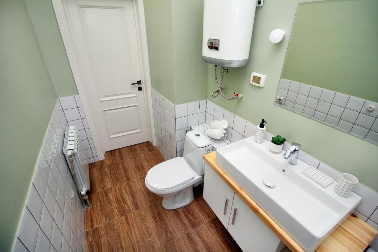 Perfect Spacious Apartment 356 阿拉木图 外观 照片
